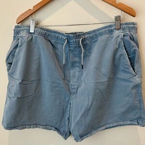American Eagle men’s shorts